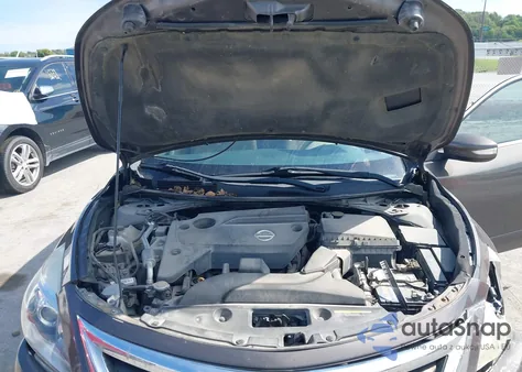 2013 Nissan Altima 2.5 Sv z USA, uszkodzony, nr VIN 1N4AL3AP9DC155892